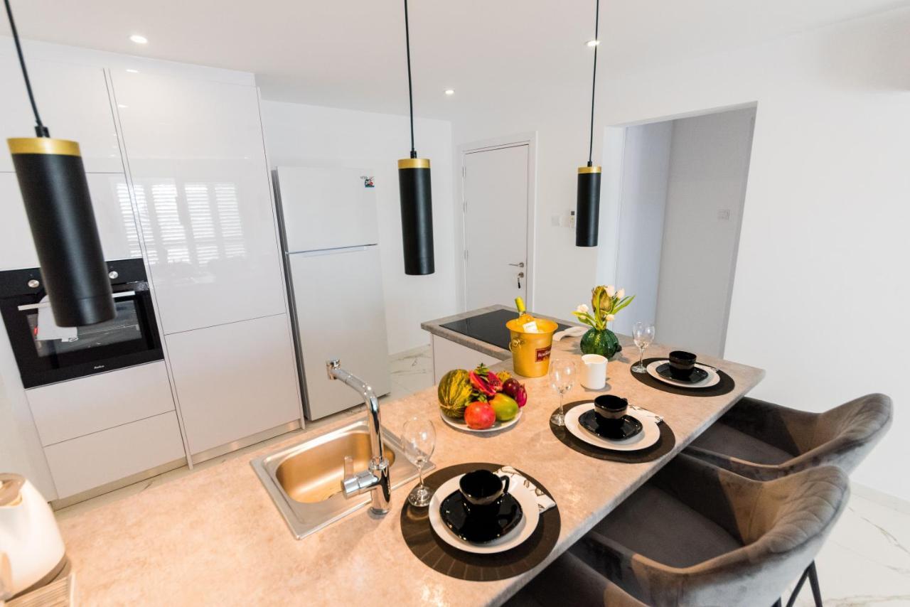 Sky Sea Cyprus Apartment Kapparis Paralimni Exterior foto
